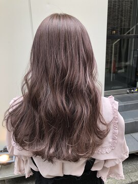 リゼル ユア 渋谷(RISEL YUA) ピンクグレージュのガーリーロング