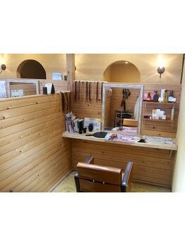 ごゆっくり過ごせる全席半個室をご用意しております！癒しの空間でおくつろぎください☆