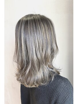 ムク(MUK) バレイヤージュ