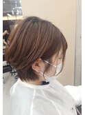 ショートボブ