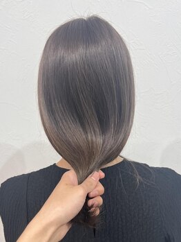 リズ(Li’s)の写真/【カラー&ブリーチ特化サロン】似合わせ×トレンドを取り入れ、お得に可愛くオシャレになれる♪