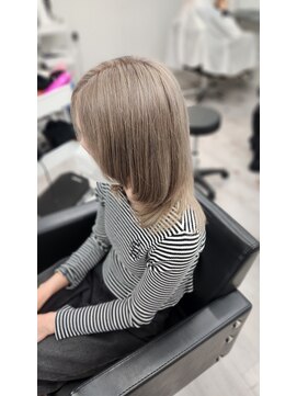 ミステル(MISTEL) シルバーベージュ