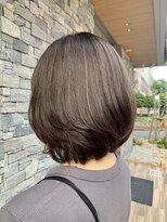 ブラン(Le BLANC)&nbsp;【石崎 枝里】レイヤーカット × ひし形シルエット