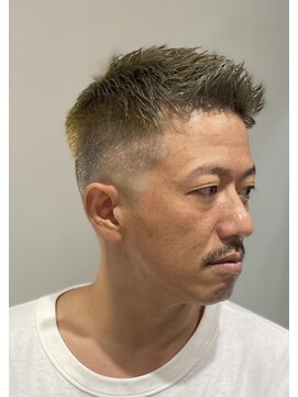 ドルクス 日本橋(Dorcus) メンズアッシュグリーン アッシュカラー スキンフェード