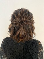 ディティカ サウ(Dityca sow)&nbsp;half up