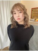 ハイトーンベージュ