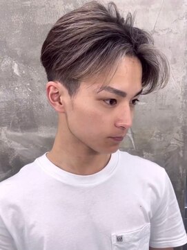 キング(K!ng) 縮毛矯正髪質改善ハイライトレイヤーカット枚方美容室エクステ