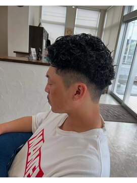 リッシュ 都賀店(Lish) 【オールバックパーマ】