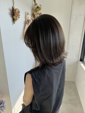 トーン(tone) ブリーチなしアッシュグレーカラー