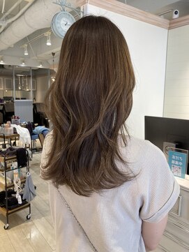 シェノン 赤羽店(CHAINON) 透明感オリーブベージュ明るめカラーレイヤーふんわりスタイル