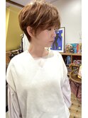 ［お客座ヘア］くびれショート