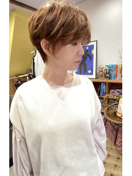 メトメ(METOME) ［お客座ヘア］くびれショート