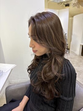 デュールイースト(Duul East) ロングレイヤーカット