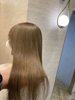 ネウィ 大分中央町店(newi)&nbsp;ほんのり緑なオリーブベージュ