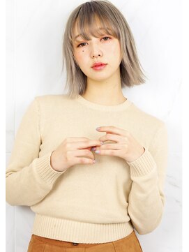 ヘアサロン ガリカ 表参道(hair salon Gallica) ☆ ホワイティーグレージュ ＆ 毛束感 ☆ 切りっぱなしボブ☆