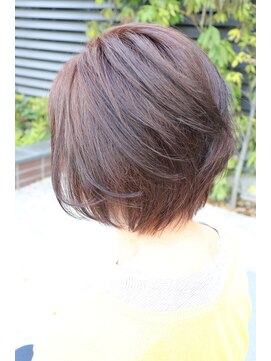 ルーツ(roots) 前下りボブ