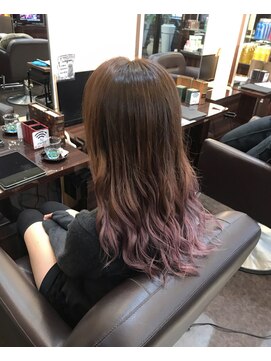 キャラ 池袋本店(CHARA) ピンクグラデーション【キャラ池袋/ 池袋/池袋東口/佐々木】_