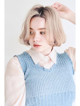 ラミ(L'ami) ホワイトグレージュ × スリークボブ デザインカラー