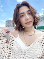 アイティー バイ アルバム 浦和店(IT by ALBUM) フワッとボブ_オリーブカラーハイライトカラー_47604