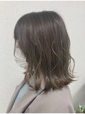 バレイヤージュで外国人風グレージュ