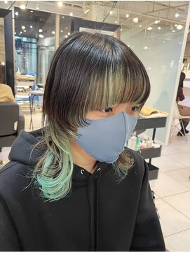 アクアオモテサンドウ(ACQUA omotesando) ＊個性的ネオウルフカット×インナーカラーミントグリーン緑色