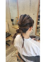 ヘアメイク ゼロ(0) ツインポニーテール