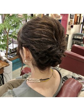 アトリエ イズム(ATELIe'R Isms...) ヘアアレンジ