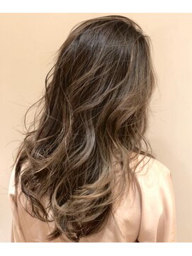 フェメ 立川(PHEME) 【白髪ぼかしハイライトカラー】