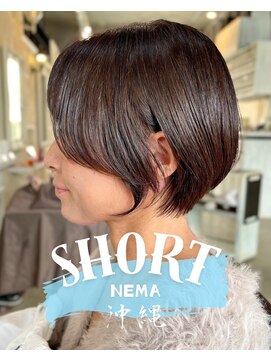 アトリエ エス atelier es HAIRDESIGN ひし形シルエット/ひし形ショート/上品ショート/大人ショート