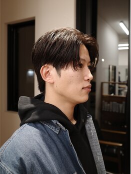 シラ(SHIRA)の写真/【10代・20代に人気の男心くすぐるサロン】男性専用のお洒落なカジュアルサロン☆カッコよくきめるならココ