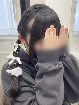 リルミー ミュエナ 大須 矢場町(Lilme myuena) 羽根ピン付き！編み込みツインテ♪_ユウ