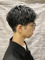 グレイスフル バーバープラチナム 六本木店(Graceful Barber platinum)&nbsp;緩めツイストアップバングショート