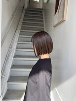 カルム(calmost) タイトなボブ