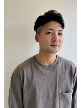 イタクラ 赤道店 (ITAKURA) ビジネスマンヘア/ツーブロック/ニュアンスパーマ/メンズパーマ