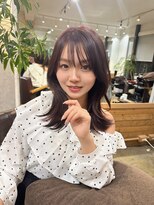 フィーカ(fiica) ミディアムくびれレイヤー