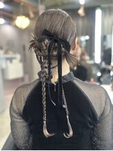 “特別な日をもっと可愛くする ヘアセット”