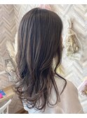大人のヌーディーアッシュベージュ