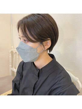 エフ ヘアーアンドリラクゼーション(F. hair & relaxation) 【F.】コンパクトショート