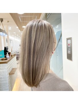 ループ(LOOP) ホワイトブロンド