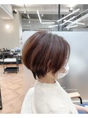 髪質改善トリートメント_マロンベージュ Aラインボブ かきあげ