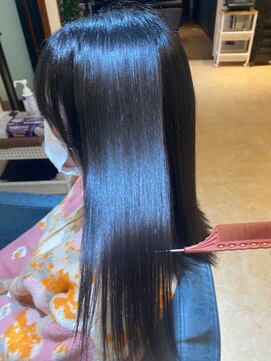 アヤメ 巣鴨店(ayame) (ayame巣鴨)縮毛矯正_艶髪_癖毛伸ばしたい_ストレート_巣鴨