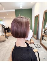 ヨハク(yohak)&nbsp;ベージュハイライト×ミニボブ