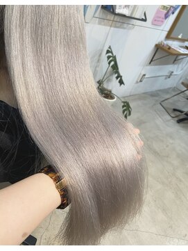 エルエーヘアー(L.AHAIR) ホワイトカラー
