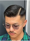 スキンフェードサイドパートスタイル