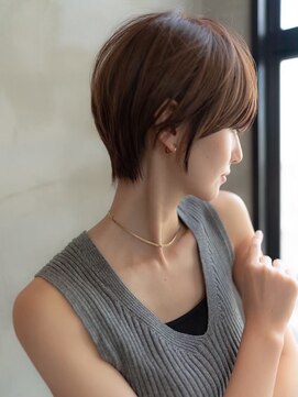 イオ 本厚木(io) 大人かわいい似合わせカットショートヘアシースルーバング小顔