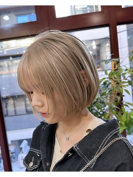 ヲタク(wotaku.) ミルクティーカラーアッシュベージュハイトーンカラーボブ艶髪