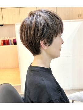 ヨファ ヘアー(YOFA hair) 似合わせカット　大人マッシュショート