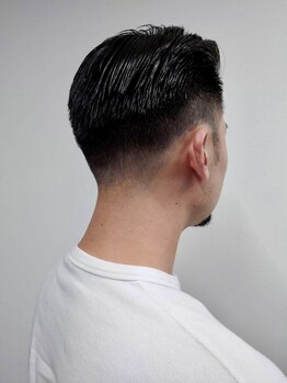 伊達な男の理髪店の写真/自分では難しい眉のお手入れもプロにお任せ！『眉毛カット』で好感度UPのスタイルを実現[青葉区・上杉]