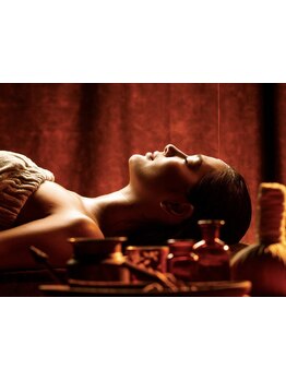 香り,音,光に包まれる,アマトラ導入*極上ヘッドスパを[伏見/丸の内/ショート/ボブ/髪質改善/MEN'S/学割U24]