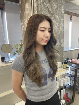 リラクオーレ 三宮 元町(LIRA CUORE) オリーブベージュ